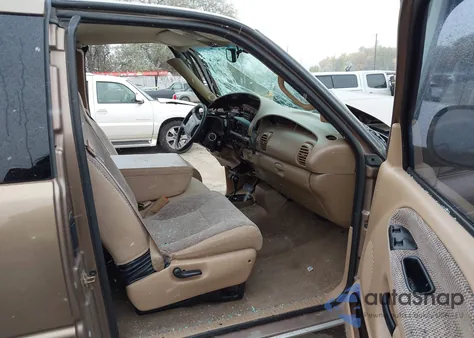 2001 Dodge Ram 1500 St из США, поврежденный, VIN 3B7HF13Z11G737173